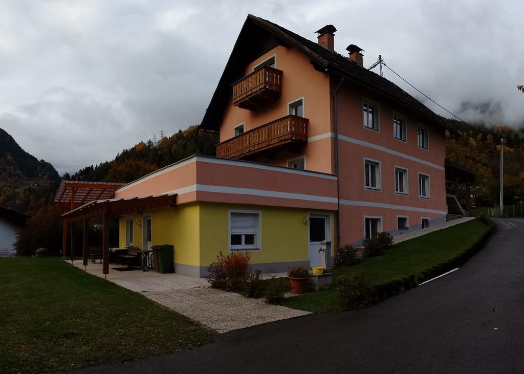 Appartementhaus Alpina Flattach Ngoại thất bức ảnh